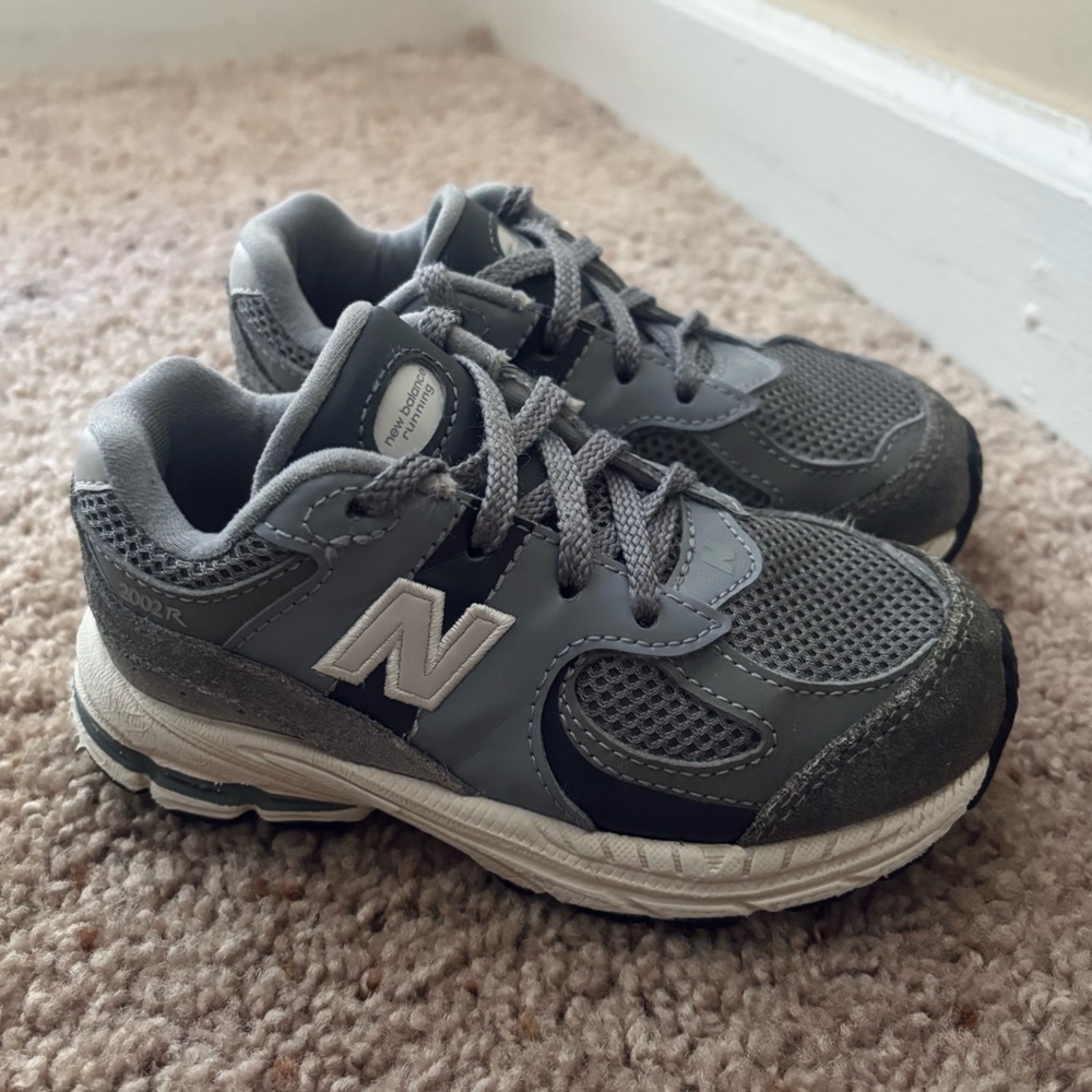 Toddler New Balance 2002R - Size US9, Gray Steel Sneakers